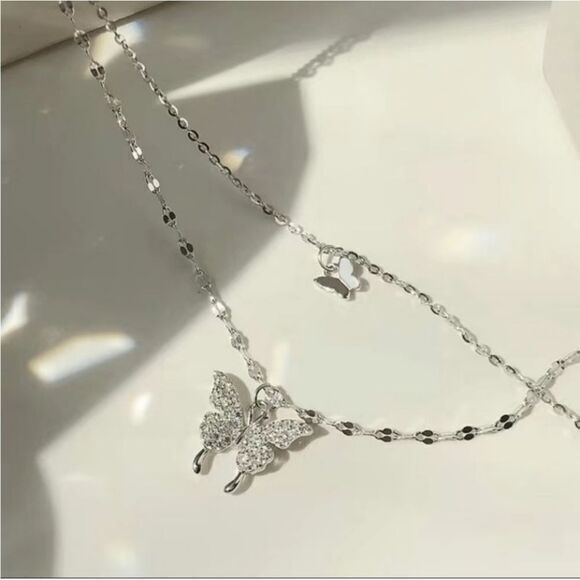 Multi-Layer Butterfly Rhinestone Necklace‎ - Picture 4 of 6